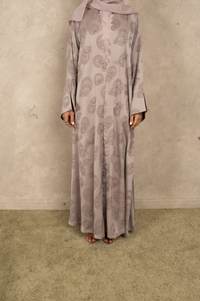 Ivory Muse | Limited Edition