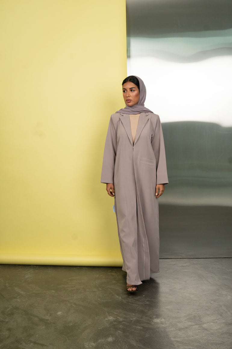 Taupe Muse