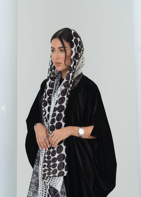 Midnight Echo – Velvet A-Cut Abaya