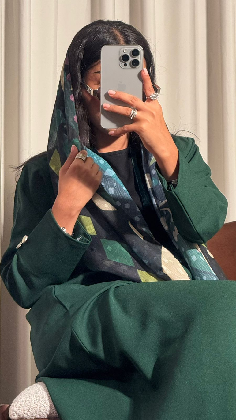 Emerald Grace – LASOFIA Signature Abaya